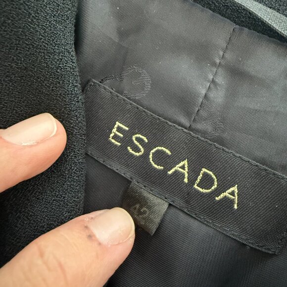Escada black wool flower aplique blazer size 42 - Picture 6 of 11